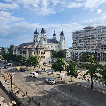 Stefan Cel Mare Boulevard Pedestrian Street Palas Iasi Eksteriør billede