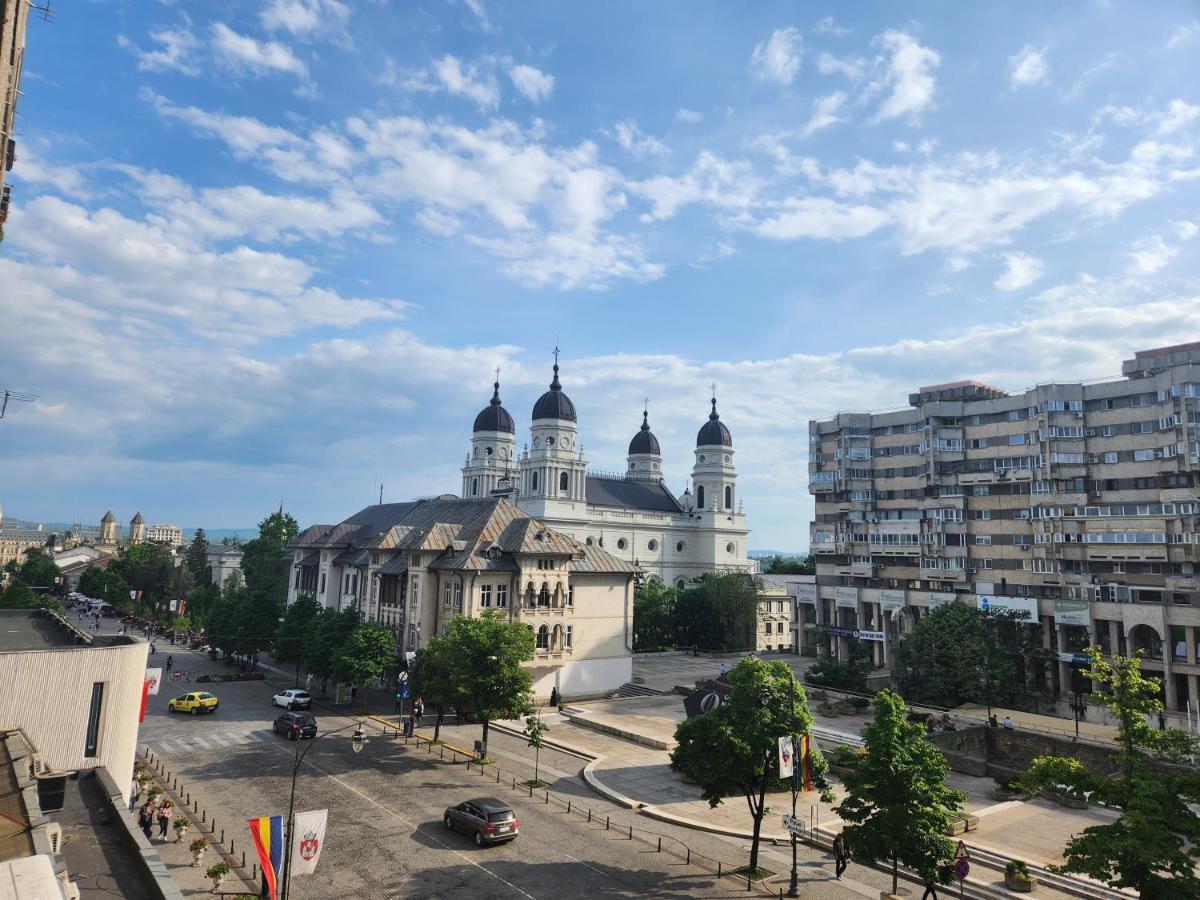 Stefan Cel Mare Boulevard Pedestrian Street Palas Iasi Eksteriør billede